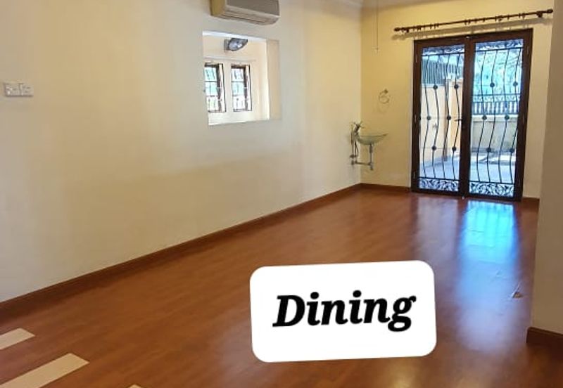 [FREEHOLD CORNER] Double Storey Terraced House @ Kota Kemuning - REDUCED PRICE !!!
