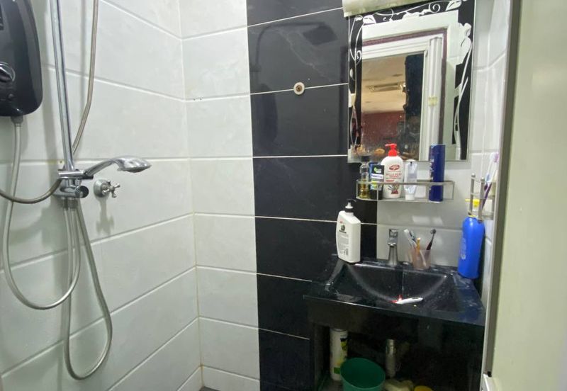 Seksyen 30, Shah Alam