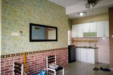 Putra Suria Residency Apartment