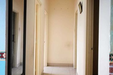 Putra Suria Residency Apartment