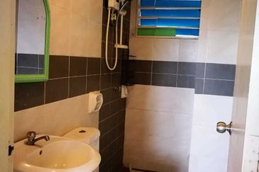 Putra Suria Residency Apartment