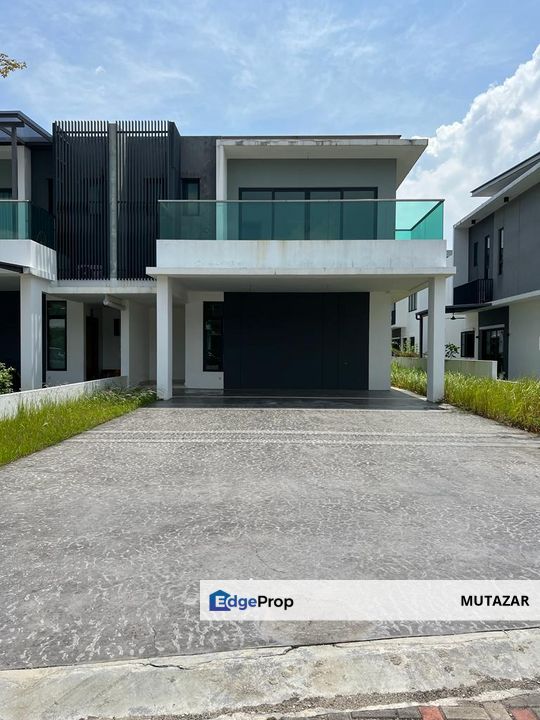 Double Storey Semi-D @ D’ Island Residence, Puchong - Surrounded by LAKE, Selangor, Puchong