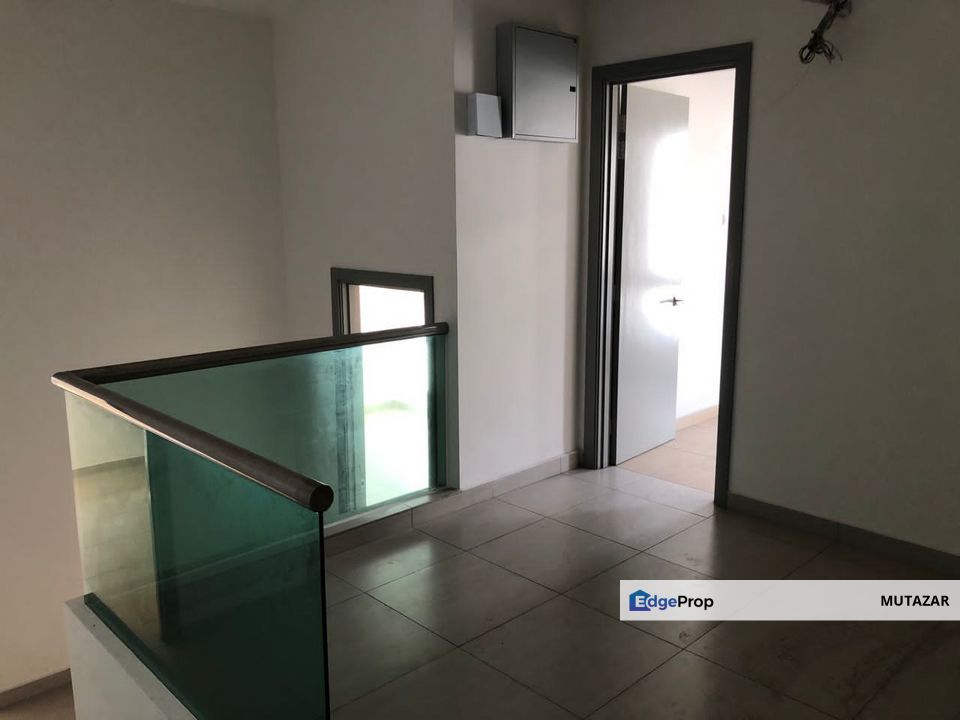 Double Storey Semi-D @ D’ Island Residence, Puchong - Surrounded by LAKE, Selangor, Puchong