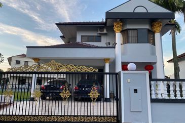 Taman Anggerik Villa