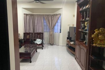 Taman Anggerik Villa