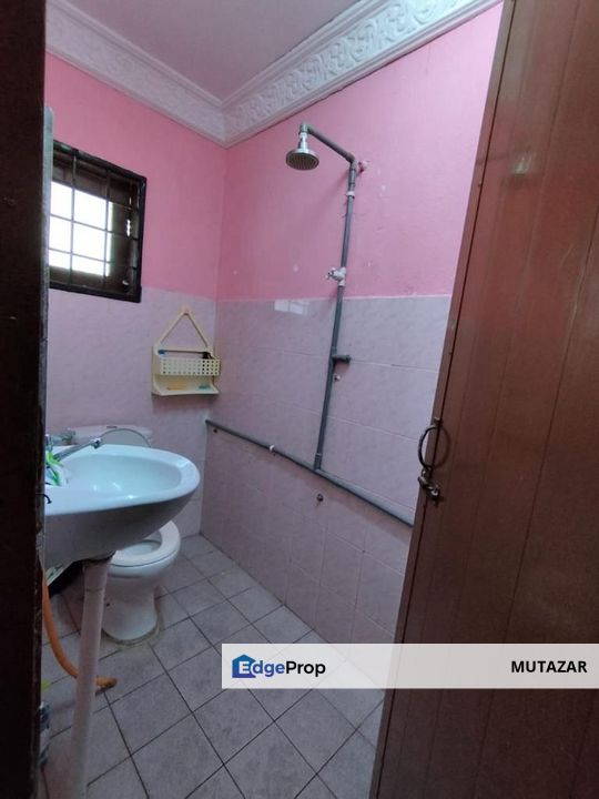 HARGA TURUN! Double Storey Terrace @ Taman Sri Ampang, Desa Ampang, Selangor - 6 Bedrooms FOR SALE, Selangor, Ampang