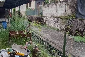 Rumah Teres Setingkat di Puncak Alam Fasa 1 - Good For Investment 