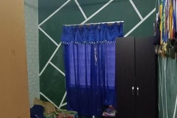 Rumah Teres Setingkat di Puncak Alam Fasa 1 - Good For Investment 