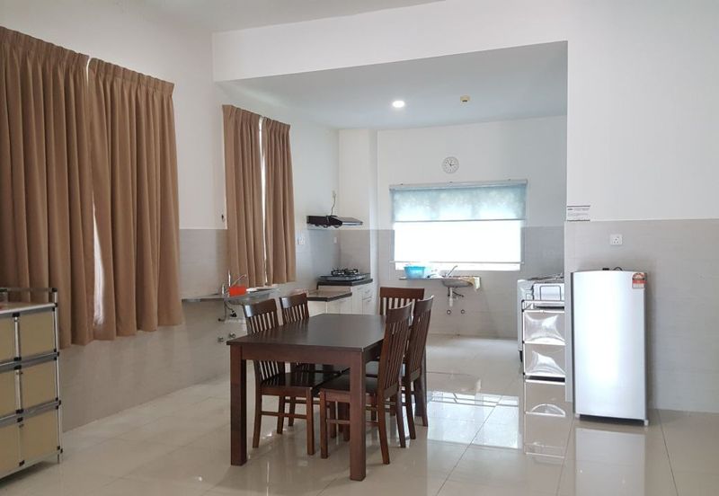 MYDiva, Perdana Lakeview East