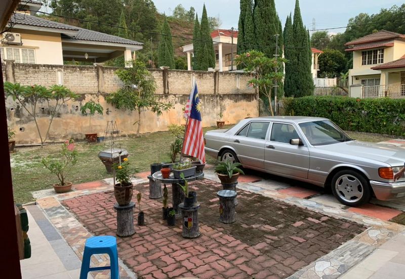 Kelab Golf Bukit Beruntung