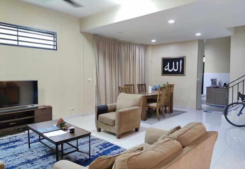 Taman Mawar, Bandar Baru Salak Tinggi