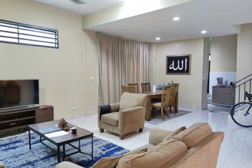 Taman Mawar, Bandar Baru Salak Tinggi