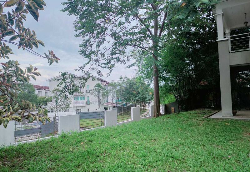 Seksyen 11, Kota Damansara