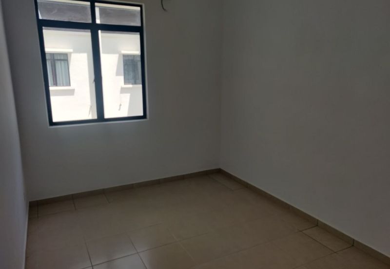 BRAND NEW, DOUBLE STOREY TERRACE HOUSE @ TAMAN MYRA ALAM, PUNCAK ALAM 