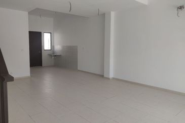 BRAND NEW, DOUBLE STOREY TERRACE HOUSE @ TAMAN MYRA ALAM, PUNCAK ALAM 