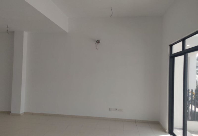 BRAND NEW, DOUBLE STOREY TERRACE HOUSE @ TAMAN MYRA ALAM, PUNCAK ALAM 