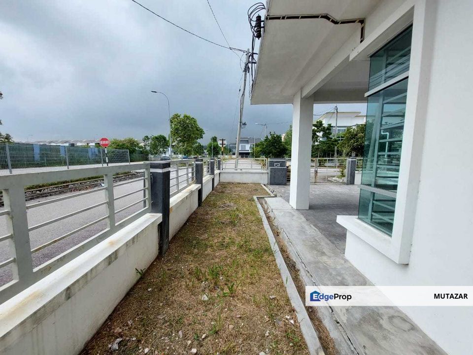 END LOT WITH EXTRA LAND, Double Storey Terrace House, Cherry 1 @ Bandar Hillpark, Puncak Alam - FACING OPEN, Selangor, Bandar Puncak Alam