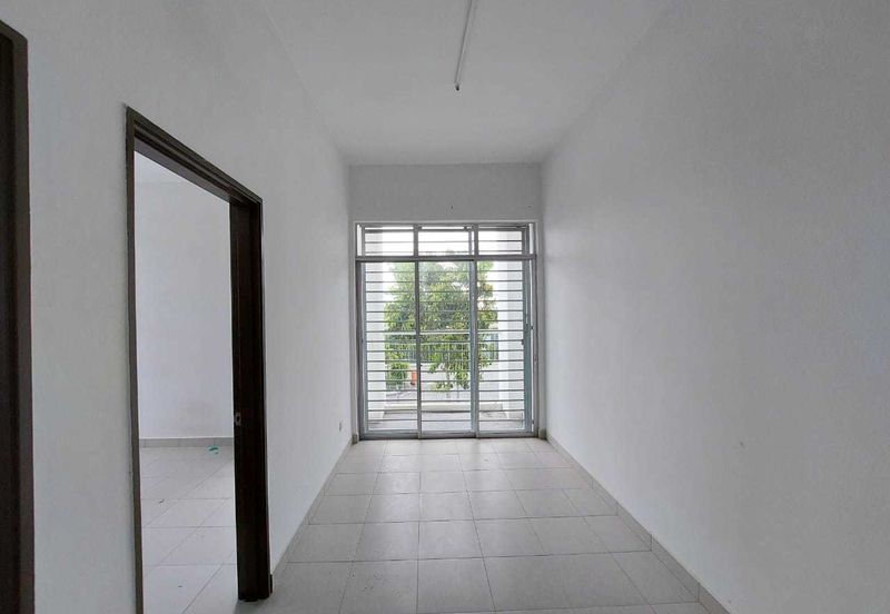 END LOT WITH EXTRA LAND, Double Storey Terrace House, Cherry 1 @ Bandar Hillpark, Puncak Alam - FACING OPEN