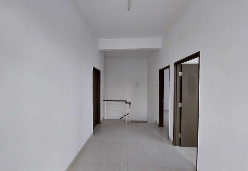 END LOT WITH EXTRA LAND, Double Storey Terrace House, Cherry 1 @ Bandar Hillpark, Puncak Alam - FACING OPEN