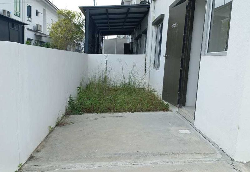 END LOT, Double Storey Terrace House @ Rentak Perdana, Puncak Alam, Selangor - Non Bumi Lot