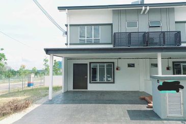 END LOT, Double Storey Terrace House @ Rentak Perdana, Puncak Alam, Selangor - Non Bumi Lot