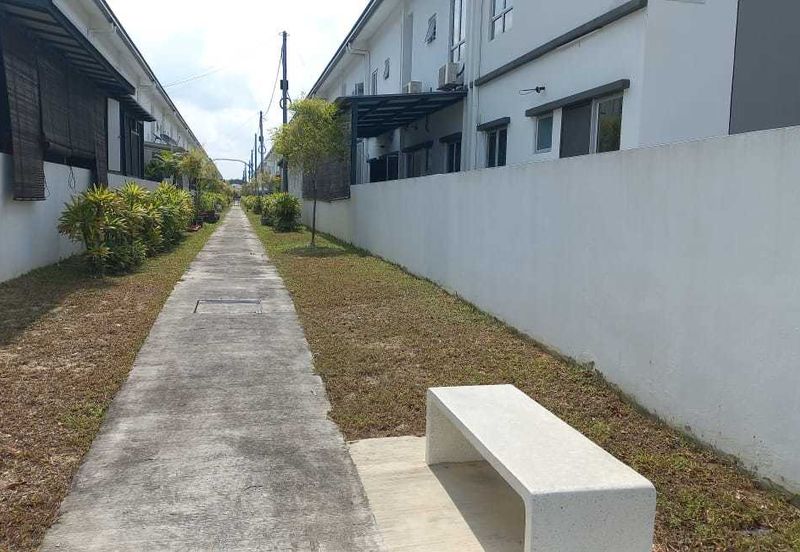 END LOT, Double Storey Terrace House @ Rentak Perdana, Puncak Alam, Selangor - Non Bumi Lot