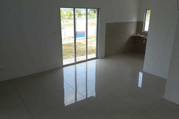 END LOT, Double Storey Terrace House @ Rentak Perdana, Puncak Alam, Selangor - Non Bumi Lot