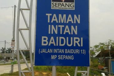 Taman Intan Baiduri