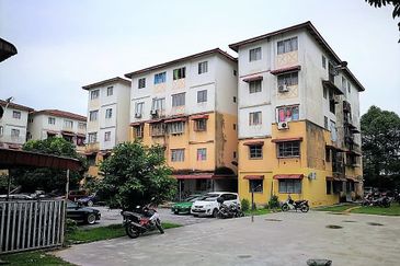 Sri Indah Apartment