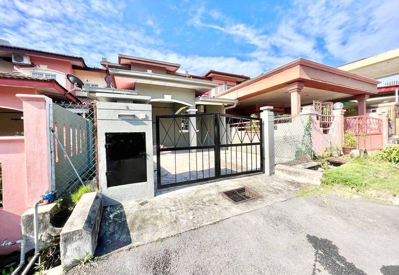 Bandar Tun Hussein Onn