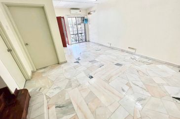 Bandar Tun Hussein Onn