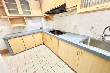 Bandar Tun Hussein Onn