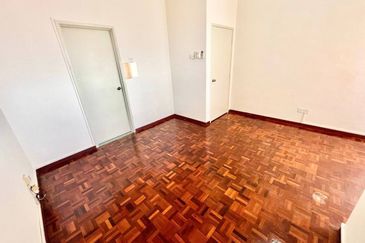 Bandar Tun Hussein Onn