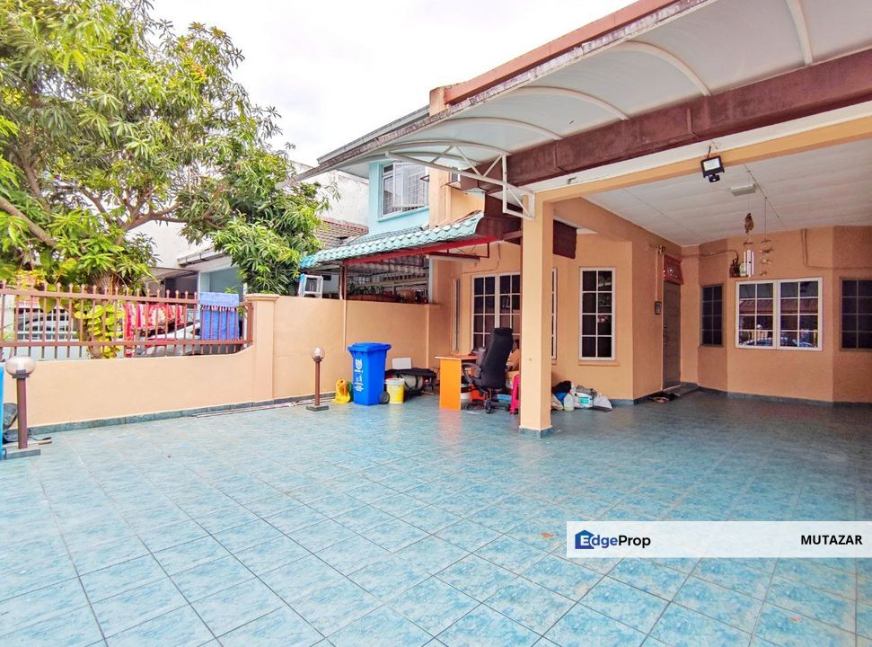 FREEHOLD, DOUBLE STOREY TERRACE HOUSE @ TAMAN BUNGA NEGARA SEC 27 SHAH ALAM - Renovated & Extended, Selangor, Shah Alam