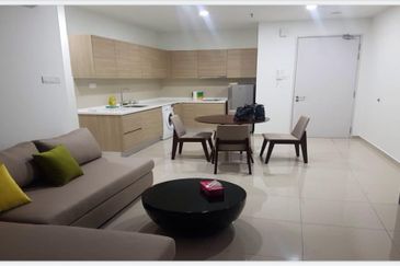 I Residence @ I City