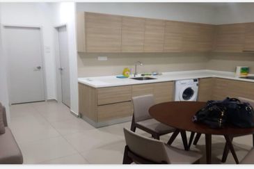 I Residence @ I City