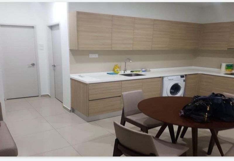 I Residence @ I City