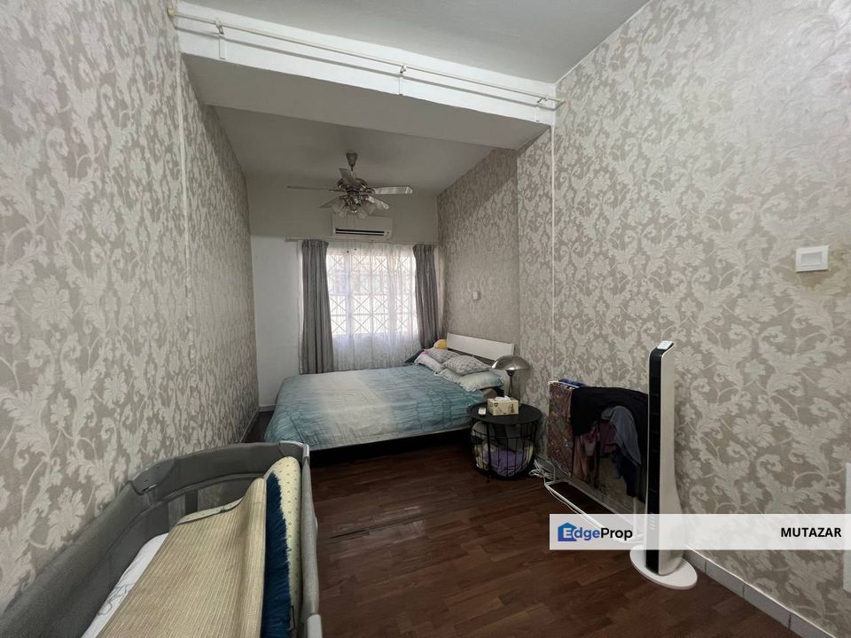 HOT AREA, PRICE DROP!!! FREEHOLD END LOT- Double Storey Terrace House @ USJ 4, Subang Jaya - Renovated & Extended, Selangor, USJ