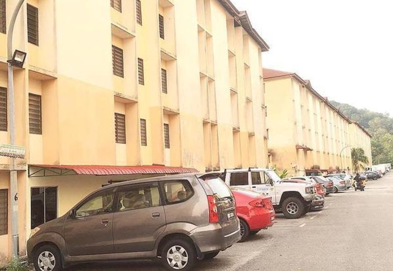 Seri Seroja Apartment