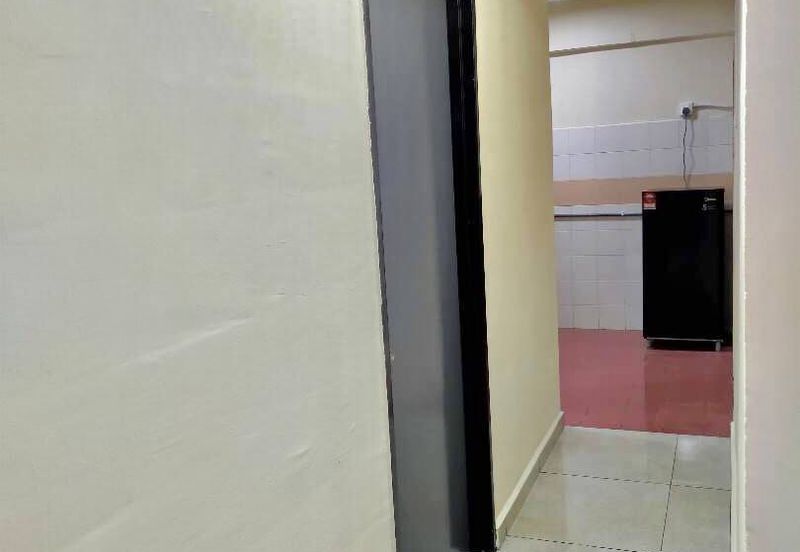 Pangsapuri Putra Damai