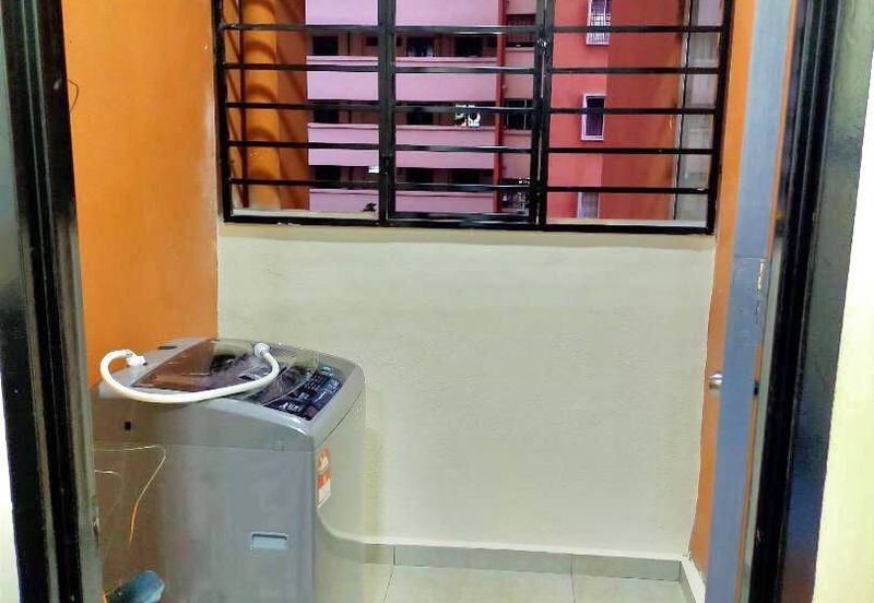 Pangsapuri Putra Damai