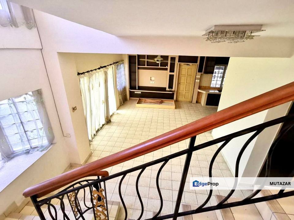 FREEHOLD, 2.5 Storey Semi-D @ Taman Seri Mewah, Kajang - 7 Bedrooms Urgent Sale‼️!, Selangor, Kajang