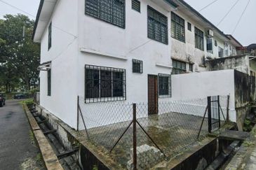 Taman Saujana Puchong