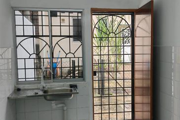 Taman Saujana Puchong