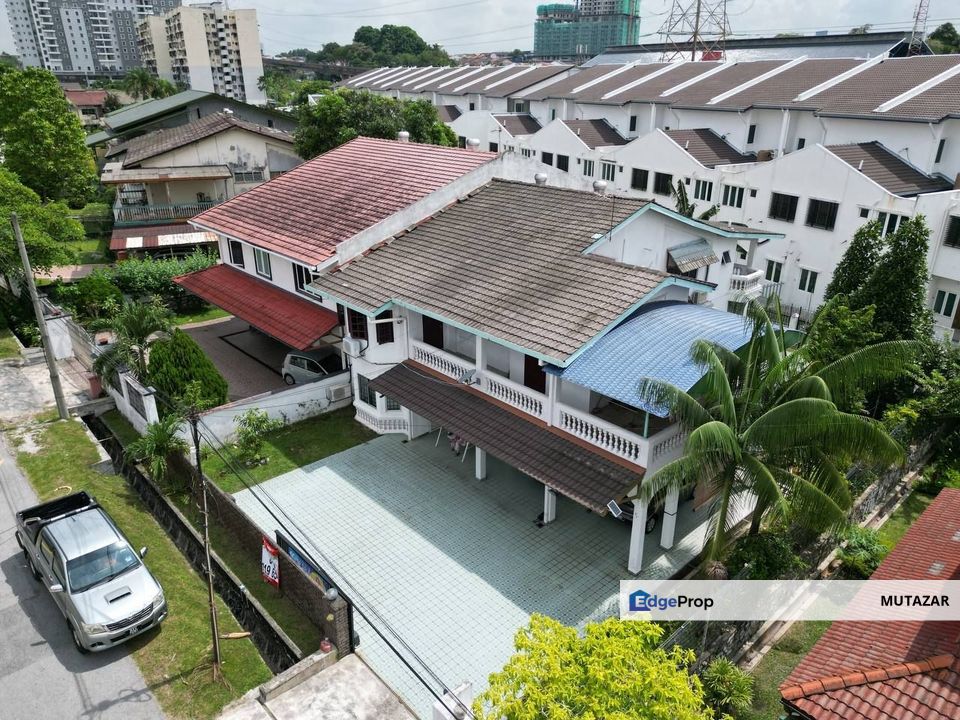 Double Storey Semi-D @ Seksyen 22, Petaling Jaya - With Extra Land , Selangor, Petaling Jaya