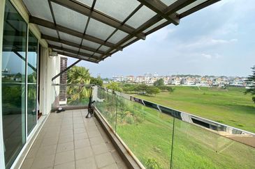 Bandar Tun Hussein Onn