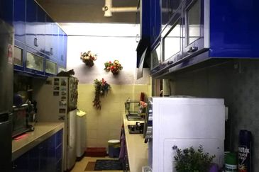 Pangsapuri Seri Suria