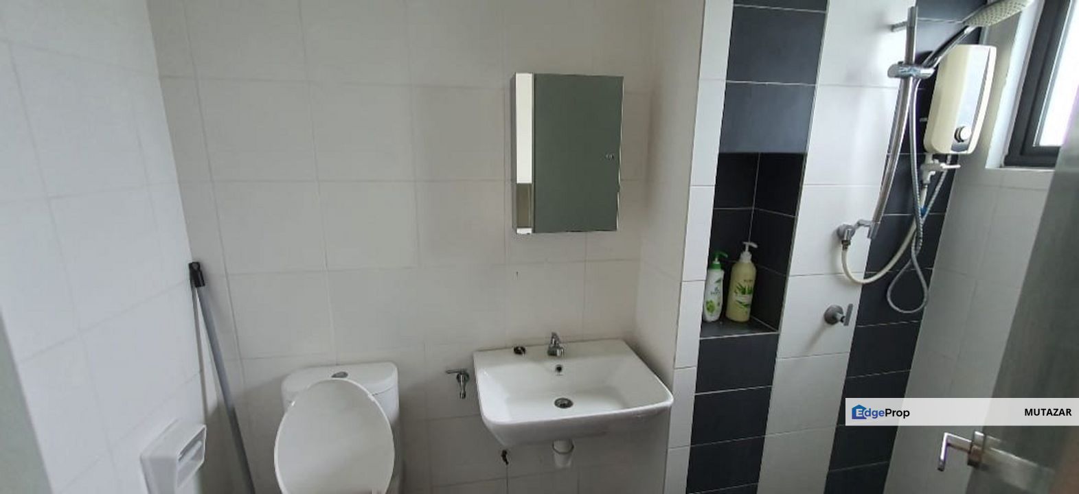 Metia Residence @ Seksyen 13 Shah Alam, Selangor - Fully Furnished with Balcony, Selangor, Shah Alam