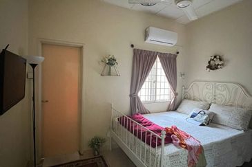 PRICE REDUCED!!! - Double Storey Terrace House @ Jalan Serambi U8, Bukit Jelutong,  Shah Alam