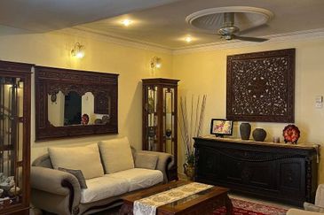 PRICE REDUCED!!! - Double Storey Terrace House @ Jalan Serambi U8, Bukit Jelutong,  Shah Alam